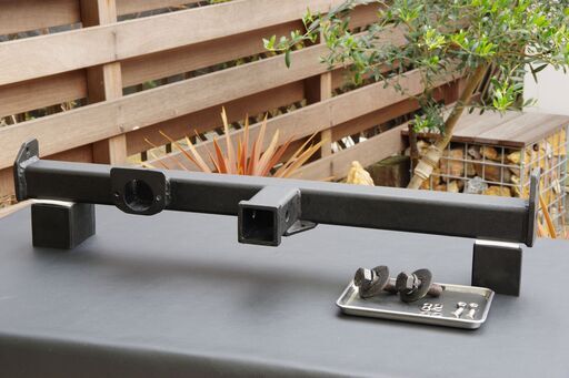 【ご購入者様へお渡し済み】【USED/ワンオフ】新型ジムニー/JB64W 新型シエラ/JB74W用 ヒッチメンバー 現状渡し