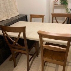 モールテックス　ダイニングテーブル