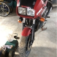 CBX750F