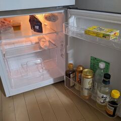 【値下げしました】ハイセンス 冷蔵庫 93L ホワイト 2ドア 右開きの画像