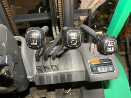 フォークリフト▲2.5t ！ディーゼル！FD25t！アワー少ない！