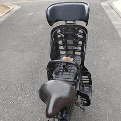 値下げしました！　電動アシスト自転車
ヤマハ　PASS Kiss
20型
人気のマッドグリーン　長持ち8.7ah充電器付の画像