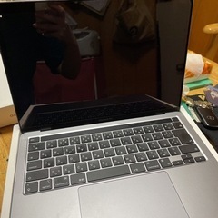  MacBookpro  2020  8GB 256GBの画像