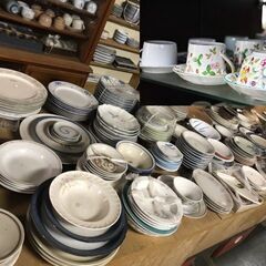 名古屋（近郊）骨董品・美術品・ブランド食器買取や陶器・陶磁器・中古食器リサイクル - 地元のお店