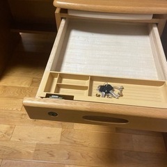 1000円に値引き中★学習机★5000円→1000円でお譲りします。の画像