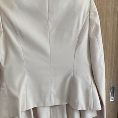レディーススーツ　の画像