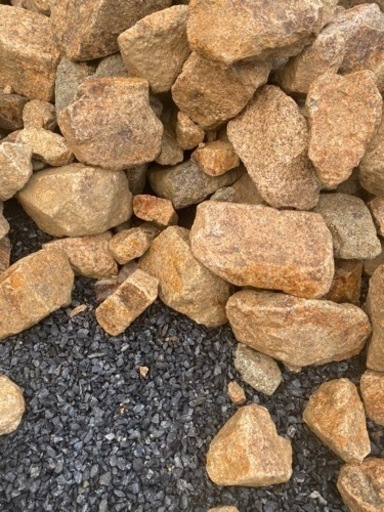 庭石　蛇籠石　ロックガーデン