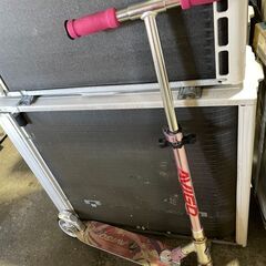キックボード キックスクーター　AVIGO 4段階高さ調節可能　...