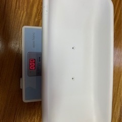 赤ちゃん　体重計　新生児から　ベビースケールの画像