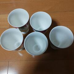 花柄カップ　5個セットの画像