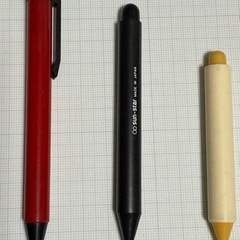 小さめのシャープペンシル3本の画像