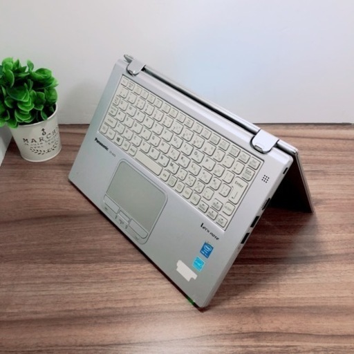 スペックは文句無し⭐︎くるんとタブレットにもなるノートパソコン