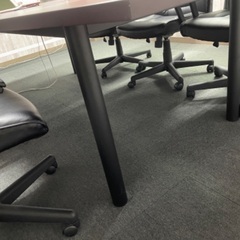 【希少美品】使用感ほとんどありません！見ての通り高級会議テーブルセット！の画像