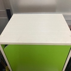 Green 扉付き　キューブボックス