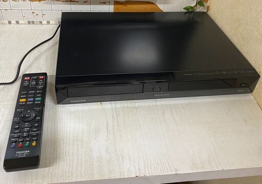 TOSHIBA D-BZ500 東芝 REGZA★HDD＆ブルーレイレコーダー 320GB 2チューナー2011年製
