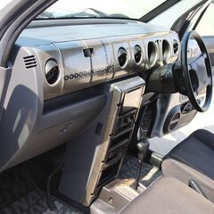 車検付きですぐ乗れます　ネイキッド　プチカスタムしてます。　自動車税もコミの画像