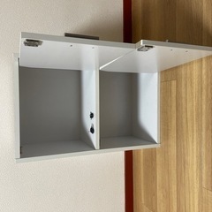 鍵付きの収納ボックス2段　白の画像