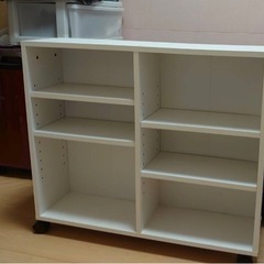 棚　白の棚の画像