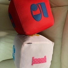 サイコロ　クッションの画像