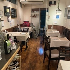 ホール・キッチンスタッフ急募！　時給￥1000～　食事付き　正社員も同時募集の画像