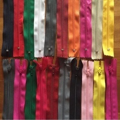 ファスナー 20cm マルチカラーセット20本の画像