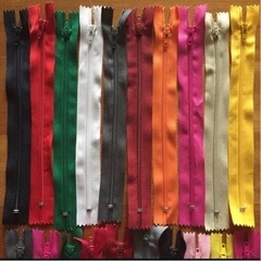 ファスナー 20cm マルチカラーセット20本の画像