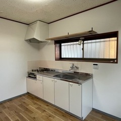 2021.12月リフォーム済。ペット可。2部屋DIY自由。駐車場2台。今月中にご契約の方家賃59,000円！ - 賃貸（マンション/一戸建て）