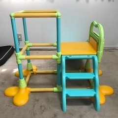 お話し中【美品】元値1万円　futafuta ジャングルジム滑り台付き🎶の画像