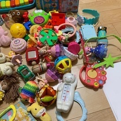 おもちゃ　大量　まとめて　子供　赤ちゃん　やりたい放題の画像