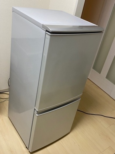 シャープ　冷蔵庫　SJ-14T