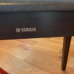 再値下げ！YAMAHA ピアノの椅子　ダークブラウンの画像
