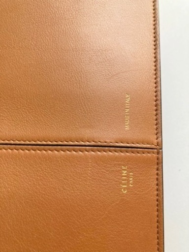 セリーヌ　トライフォールド　CELINE 本革　キャメル