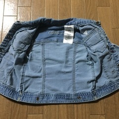 子ども服guess デニムジャケット　100の画像