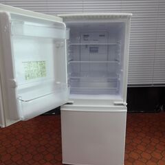 ID 001963 冷蔵庫 2ドア シャープ 137L 左開き 2015年製 SJ-UA14-W