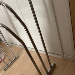 バスタオルかけ　タオル干し　スチールの画像