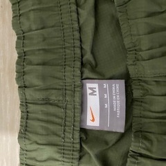 NIKE ナイロン製パンツの画像