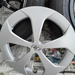 プリウス30後期タイヤホイールカバーの画像