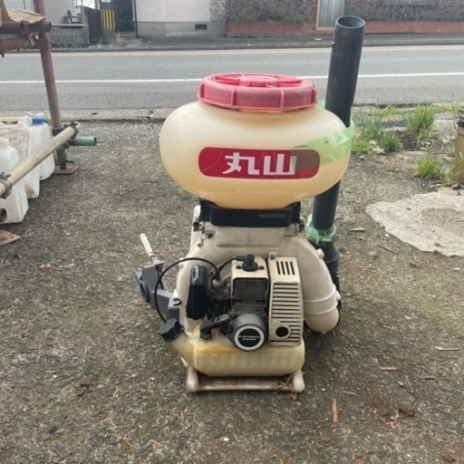 背負い式　散布機　エンジン