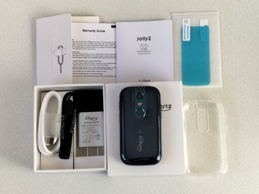 超小型スマホ　おさいふケータイ　FMラジオ　Jelly2　デュアルSIM
