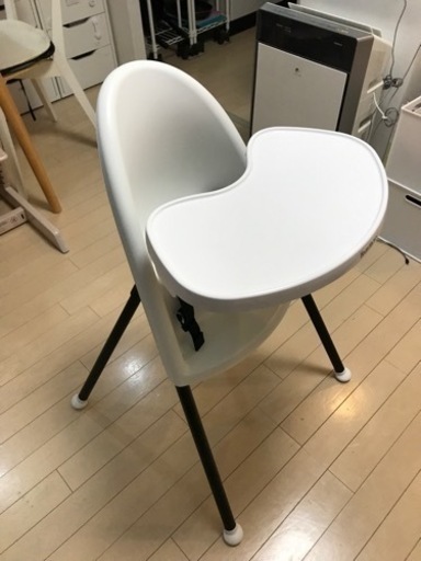 ベビーチェアー(BabyBjorn)