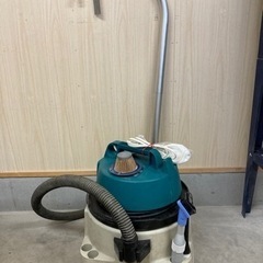 マキタ 乾湿両用 業務用 集塵機 掃除機