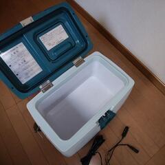 【値下げ】TOYOTA ポータブル冷蔵冷蔵保温庫 14Lの画像