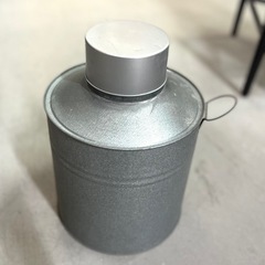 大きめサイズのお茶缶