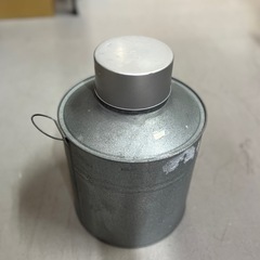 大きめサイズのお茶缶の画像