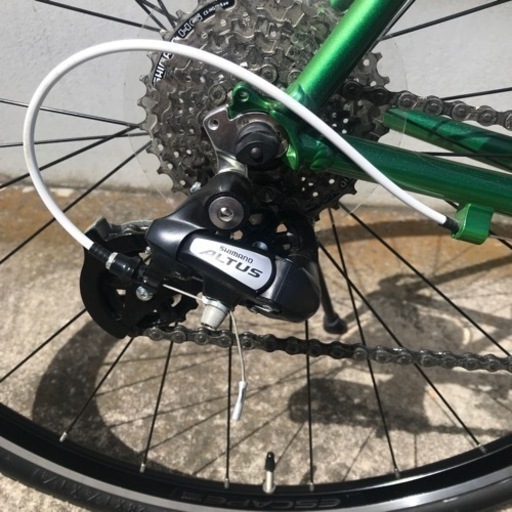 【値下げしました】GIANT 17ESCAPE R3 クロスバイク 室内保管
