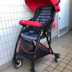 【取引決定済】ピジョン  ビングル　美品