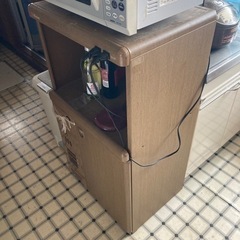 台所用の便利棚を差し上げます^ ^