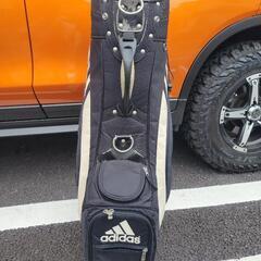 ゴルフ　アディダスキャディバッグの画像