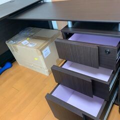 【〜3/24まで】使用感少なめ　L字デスク【取りに来ていただける方限定】の画像