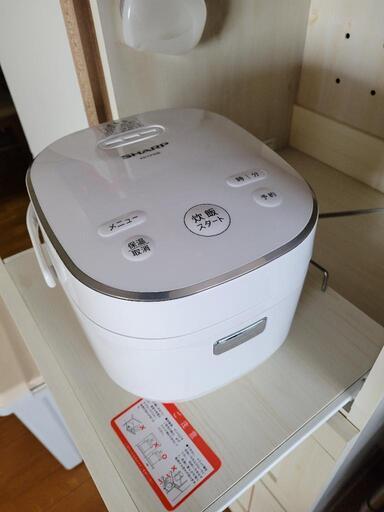 シャープ　3合炊き　炊飯器(値段変更)